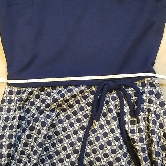 VTG Twirl Dress (1950s-60s) *see measurements* - Picture 9 of 9